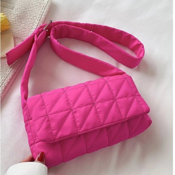 hot pink quilted shoulder bag trending cute fun - Picture 3 of 7